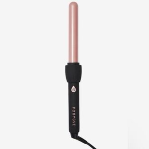 FOXYBAE curling wand (brand new in box) NWOT